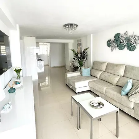 La Perla Seaview & Pool Levante *