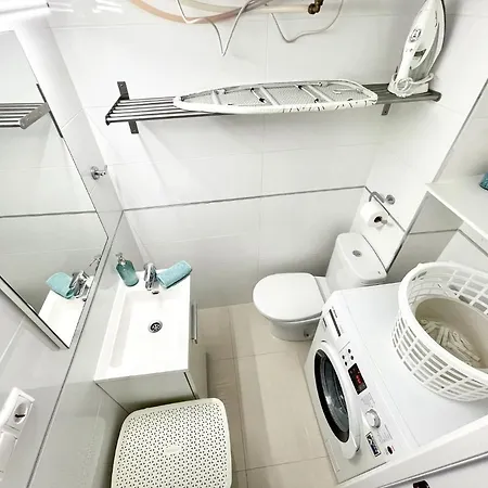 Apartamento La Perla Seaview & Pool Levante *