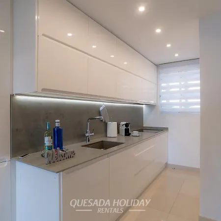 La Perla Seaview & Pool Levante *