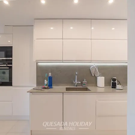 La Perla Seaview & Pool Levante Apartamento *