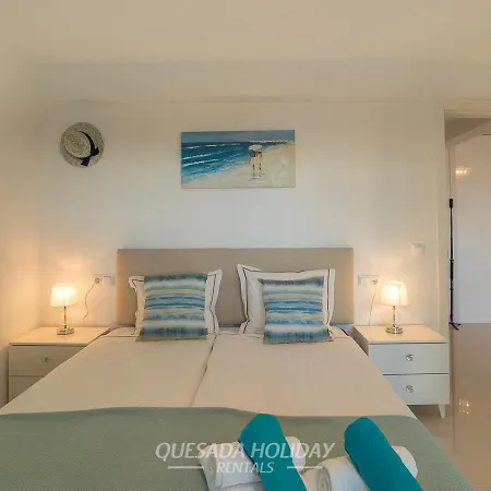 Apartamento La Perla Seaview & Pool Levante