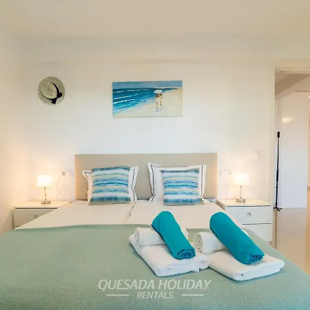 La Perla Seaview & Pool Levante