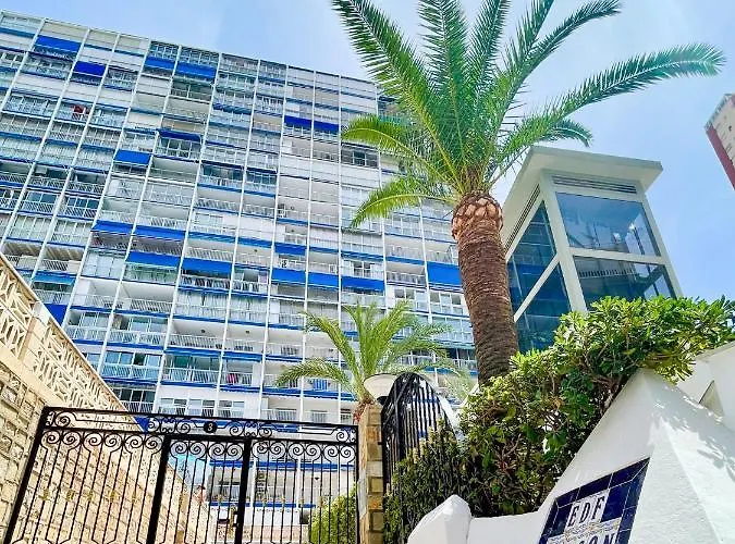 Daire La Perla Seaview & Pool Levante